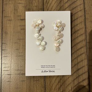 & Other Stories Fresh Water Pearl Pendant Earrings